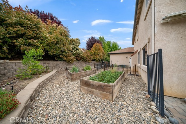 332 Susannah Lane, Paso Robles CA: https://media.crmls.org/medias/b59d900f-30f4-49a1-afba-1efe3997bef9.jpg