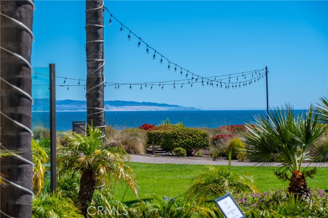 2727 Shell Beach Road, Pismo Beach CA: https://media.crmls.org/medias/b59dc4cb-4c6a-4215-94ad-f68022e6002a.jpg