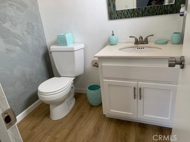 Detail Gallery Image 8 of 16 For 657 W Valley, Big Bear City,  CA 92314 - 2 Beds | 1/1 Baths