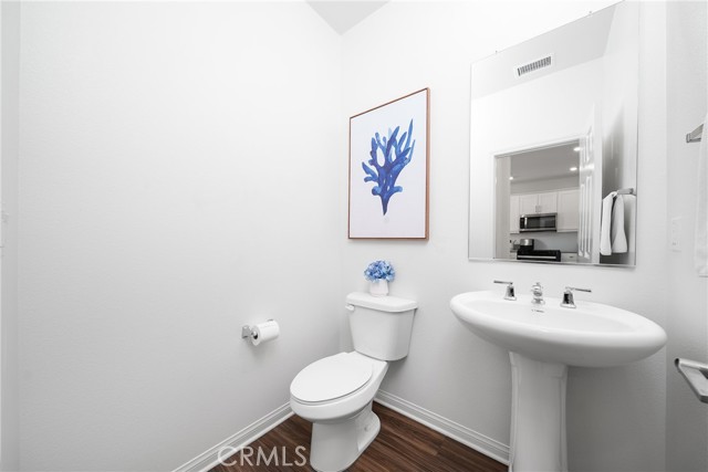 Detail Gallery Image 19 of 38 For 208 Bonita Ln, Rialto,  CA 92376 - 3 Beds | 2/1 Baths