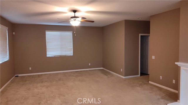 11318 Chinaberry Street, Corona CA: https://media.crmls.org/medias/b59f512f-f31a-4ad8-8670-d8d6b50206de.jpg
