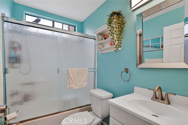 Detail Gallery Image 14 of 33 For 2381 Archwood Ln #184,  Simi Valley,  CA 93063 - 3 Beds | 2 Baths