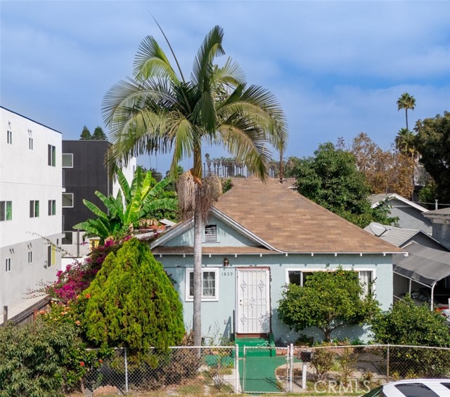 Detail Gallery Image 5 of 20 For 1839 W 20th St, Los Angeles,  CA 90007 - 2 Beds | 1 Baths