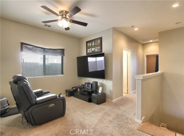 Detail Gallery Image 13 of 24 For 33850 Cansler Way, Yucaipa,  CA 92399 - 3 Beds | 2/1 Baths