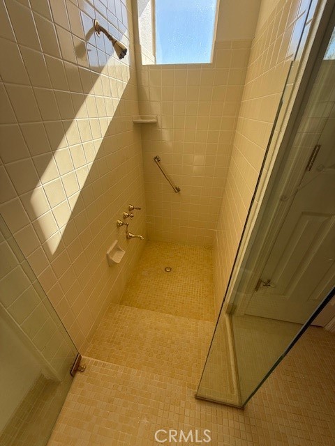 Detail Gallery Image 19 of 22 For 6300 N Camino Miraval, –,  AZ 85718 - 5 Beds | 6 Baths