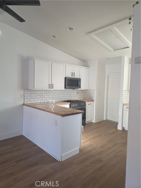 Front Image Thumbnail for CROC25190674