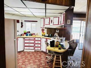 https://media.crmls.org/medias/b5a63aee-7a20-4218-9cf7-f6d4118e924a.jpg?preset=X-Large