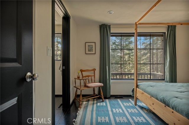 Detail Gallery Image 19 of 52 For 504 Millburn, Lake Arrowhead,  CA 92352 - 4 Beds | 3/1 Baths