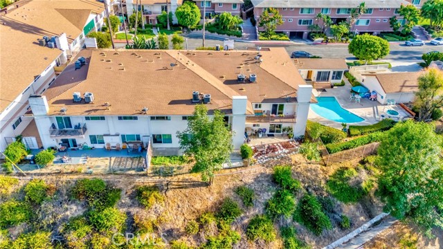 Detail Gallery Image 10 of 26 For 1349 Shadow Ln #115,  Fullerton,  CA 92831 - 2 Beds | 2 Baths
