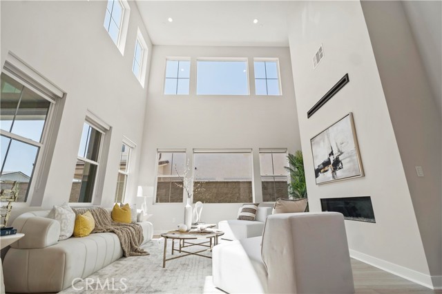 251 Brackens, Lake Forest CA: https://media.crmls.org/medias/b5a6fada-416f-42d4-84c8-5f4bb57aa46f.jpg
