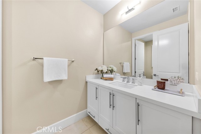 Detail Gallery Image 28 of 65 For 51 Thoroughbred, Irvine,  CA 92602 - 4 Beds | 3 Baths