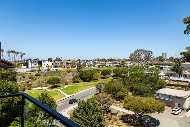 Detail Gallery Image 27 of 30 For 356 Dahlia Place, Corona Del Mar,  CA 92625 - 3 Beds | 3/2 Baths