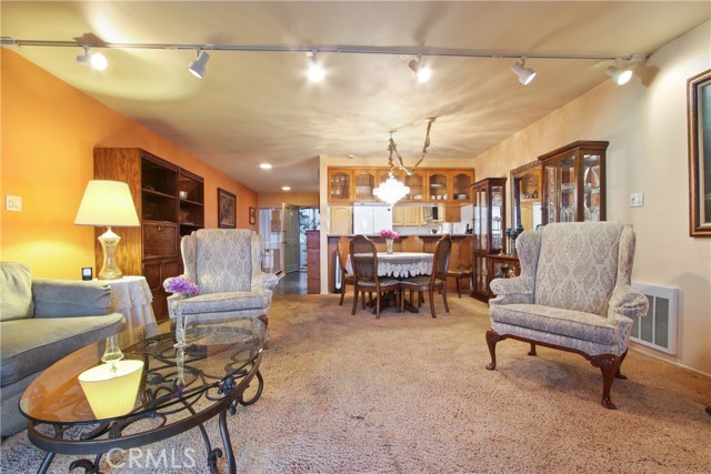 Detail Gallery Image 11 of 51 For 2235 W 25th St #122,  San Pedro,  CA 90732 - 2 Beds | 2/1 Baths