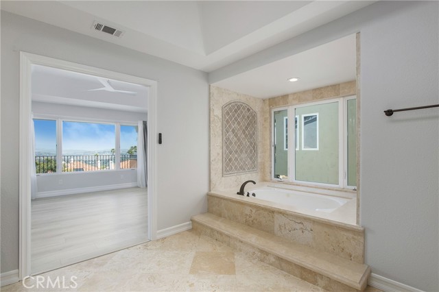 Detail Gallery Image 20 of 26 For 24 Coronado Pointe, Laguna Niguel,  CA 92677 - 5 Beds | 5/1 Baths