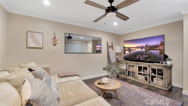 Detail Gallery Image 10 of 28 For 30114 Diana Ct, Agoura Hills,  CA 91301 - 3 Beds | 3 Baths