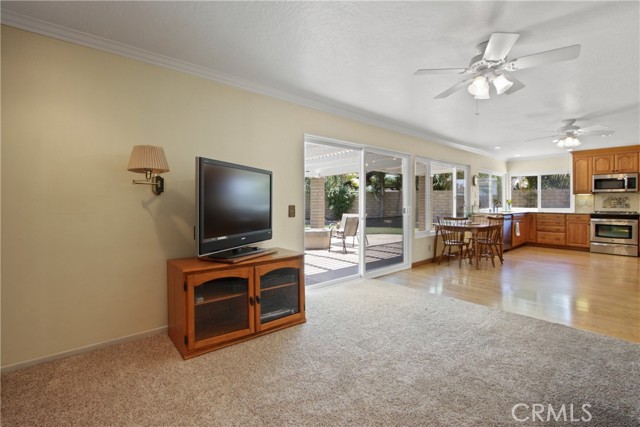 20392 Densmore Lane, Huntington Beach CA: https://media.crmls.org/medias/b5aafae8-610f-4ee8-a1fe-41c09666ebe3.jpg