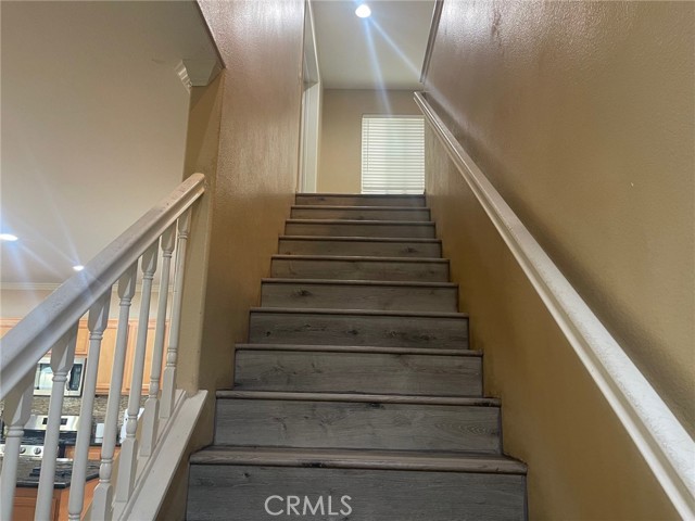 Detail Gallery Image 10 of 27 For 26871 Snow Canyon Cir, Moreno Valley,  CA 92555 - 5 Beds | 3 Baths