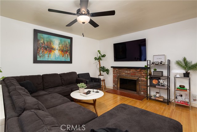 Detail Gallery Image 21 of 31 For 521 S Dustin Pl, Anaheim,  CA 92806 - 3 Beds | 2 Baths
