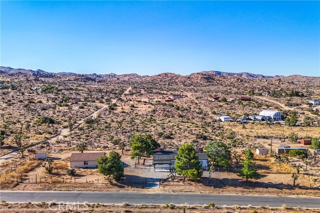 Detail Gallery Image 3 of 75 For 51130 Burns Canyon Rd, Pioneertown,  CA 92268 - 3 Beds | 2 Baths