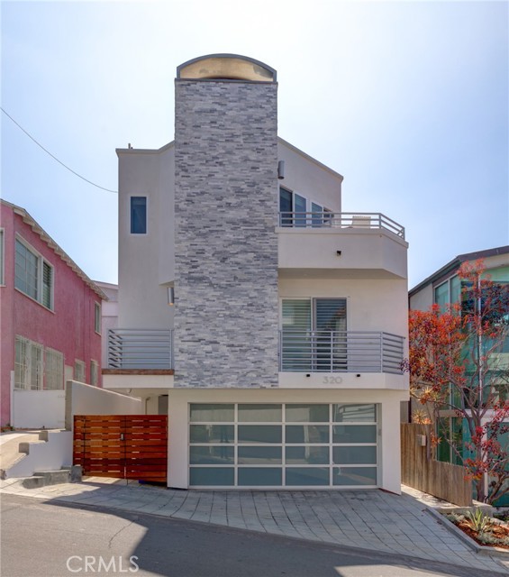 320 23rd Street, Manhattan Beach, California 90266, 3 Bedrooms Bedrooms, ,Residential,Sold,23rd,SB21207459