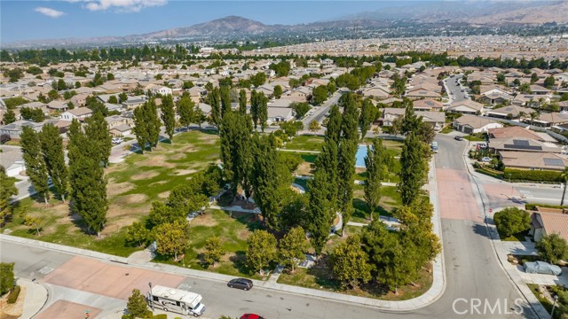 Detail Gallery Image 25 of 27 For 1335 Crown Imperial Ln, Beaumont,  CA 92223 - 3 Beds | 2 Baths