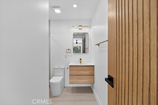 Detail Gallery Image 17 of 49 For 7055 Fallbrook Ave, West Hills,  CA 91307 - 4 Beds | 2 Baths