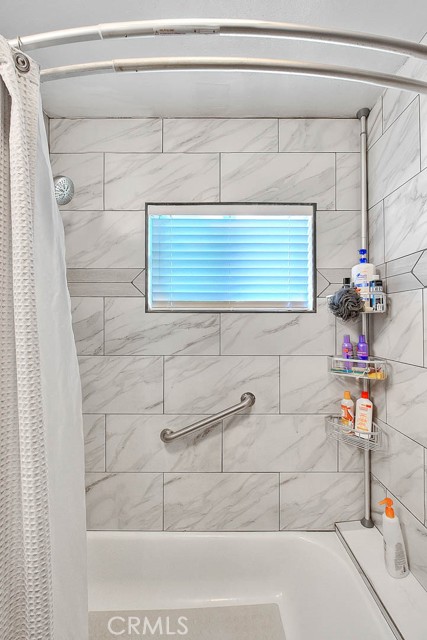 Detail Gallery Image 23 of 44 For 355 E Century Bld, Los Angeles,  CA 90003 - 2 Beds | 1 Baths