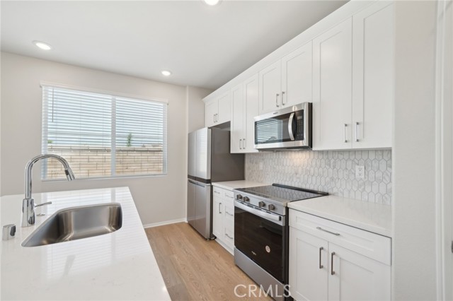 2132 Bergamot Street, Redlands CA: https://media.crmls.org/medias/b5af7efc-e364-4d03-a907-0d8ac217e164.jpg