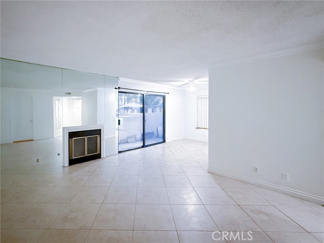 Detail Gallery Image 2 of 16 For 631 Park Shadow Ct, Baldwin Park,  CA 91706 - 2 Beds | 2 Baths