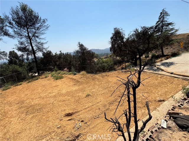 360 E Waldon Place, Montecito Heights CA: https://media.crmls.org/medias/b5b0f5ad-56a5-49e4-b5c4-4b899db78415.jpg