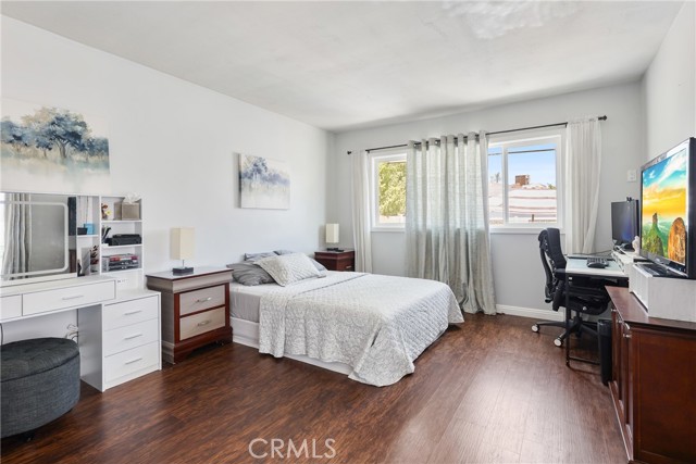 6026 N Del Loma Avenue, San Gabriel CA: https://media.crmls.org/medias/b5b0fb7c-c676-4bd6-83b4-7257e0074903.jpg