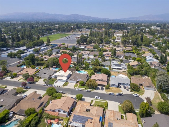 17101 Dearborn Street, Northridge CA: https://media.crmls.org/medias/b5b1473d-efa1-4eed-8093-af6bddb7e45c.jpg