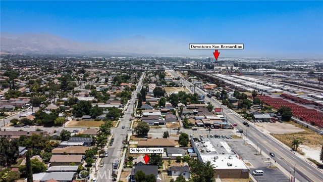 1235 Spruce Street, San Bernardino CA: https://media.crmls.org/medias/b5b1d704-2731-47ea-9b0d-a010a267638b.jpg