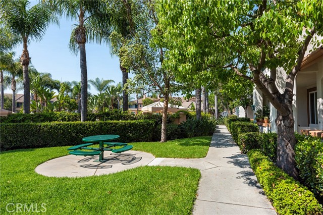 1408 Solvay Aisle, Irvine CA: https://media.crmls.org/medias/b5b1d778-8dbf-412a-a9bf-455777704267.jpg
