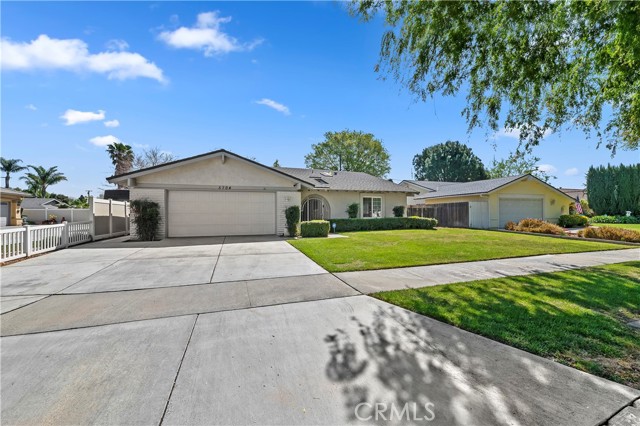 5704 Via Dos Caminos, Riverside, CA 92504