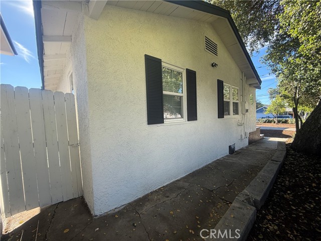 Detail Gallery Image 18 of 52 For 10358 Eldora Ave, Sunland,  CA 91040 - 2 Beds | 2 Baths