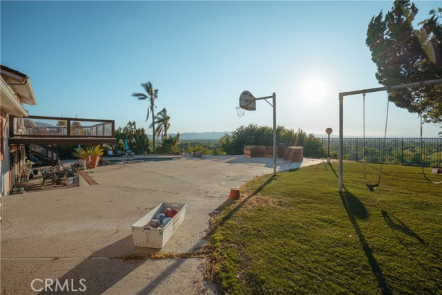 5266 Bluff Street, Norco CA: https://media.crmls.org/medias/b5b3a448-e186-4654-8b40-8f4c799cf262.jpg