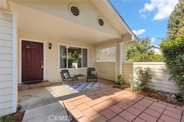 310 Henshaw Ave, Chico CA: https://media.crmls.org/medias/b5b3b8af-7dcb-436c-8248-47a26f8f2874.jpg