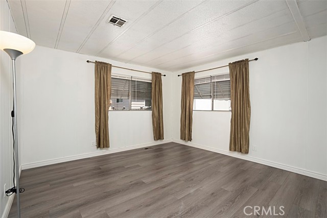 Detail Gallery Image 10 of 26 For 14851 Jeffrey Rd #109,  Irvine,  CA 92618 - 2 Beds | 2 Baths