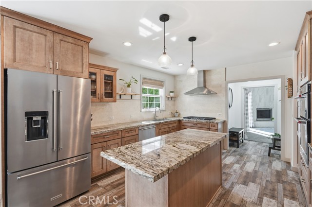 Detail Gallery Image 16 of 58 For 5640 E Parkcrest, Long Beach,  CA 90808 - 3 Beds | 3 Baths