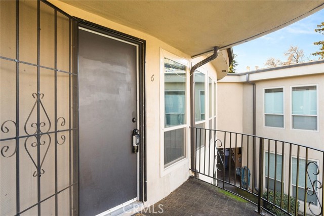 Detail Gallery Image 2 of 26 For 30 Plaza Way #6,  Chico,  CA 95926 - 2 Beds | 2 Baths