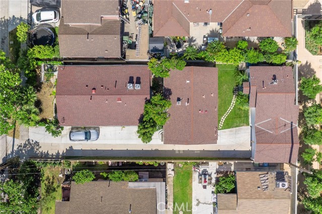 239 W Hillcrest Boulevard, Inglewood CA: https://media.crmls.org/medias/b5b779a3-7067-477e-9c82-fc44100685fe.jpg