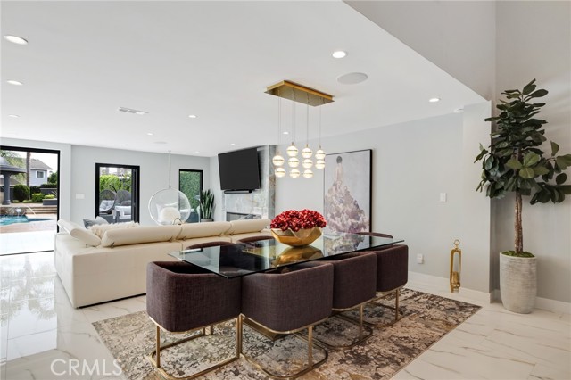 Detail Gallery Image 11 of 74 For 4030 - 4032 W 178th St, Torrance,  CA 90504 - 6 Beds | 3 Baths