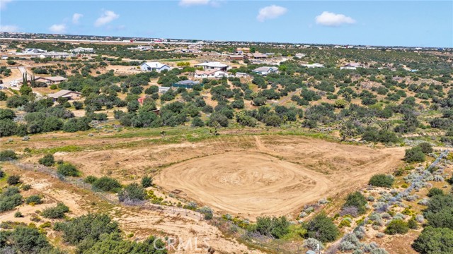Detail Gallery Image 7 of 12 For 11129 Prairie, Oak Hills,  CA 92344 - – Beds | – Baths
