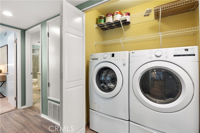 1425 E 2nd Street, Long Beach CA: https://media.crmls.org/medias/b5bb04c4-d15e-4e98-a25b-107cd653d42b.jpg