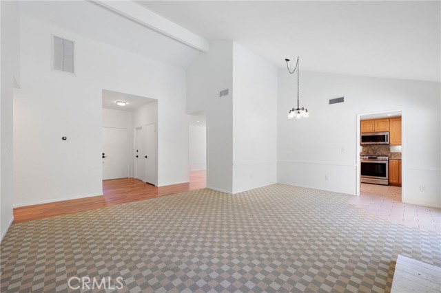 Detail Gallery Image 5 of 18 For 25377 Fortuna, Valencia,  CA 91355 - 3 Beds | 2 Baths