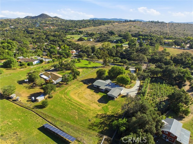 Detail Gallery Image 3 of 28 For 14010 Hilldale, Valley Center,  CA 92082 - 3 Beds | 2/1 Baths