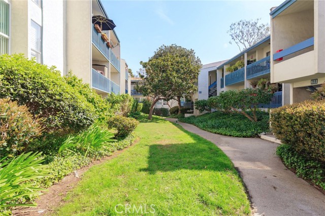 615 Prospect Avenue, Redondo Beach, California 90277, 2 Bedrooms Bedrooms, ,1 BathroomBathrooms,Residential,Sold,Prospect,SB16768349