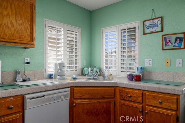 Detail Gallery Image 9 of 24 For 15465 Caballo Rd, Moreno Valley,  CA 92555 - 3 Beds | 2/1 Baths