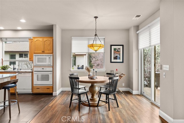 Detail Gallery Image 12 of 33 For 3512 Shadowtree, Chico,  CA 95928 - 3 Beds | 2 Baths